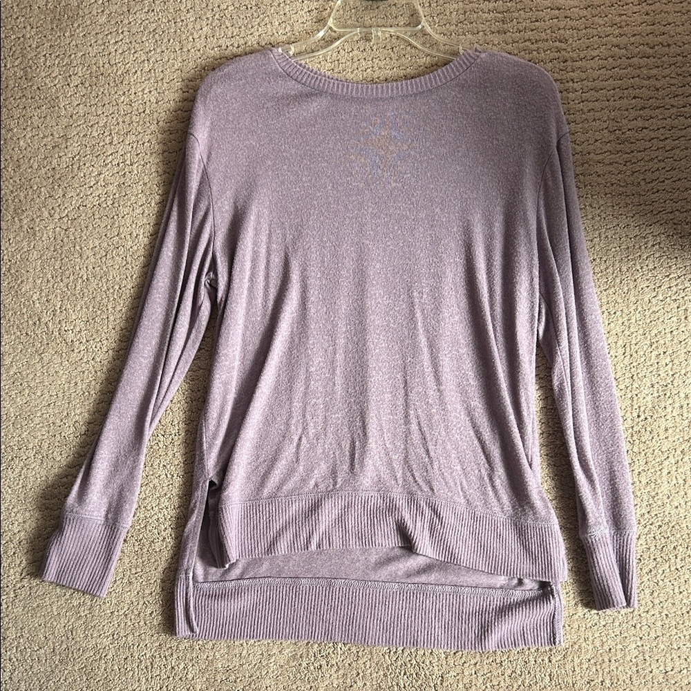 Women's Lavender Long Sleeve Pull-On Sweater Top